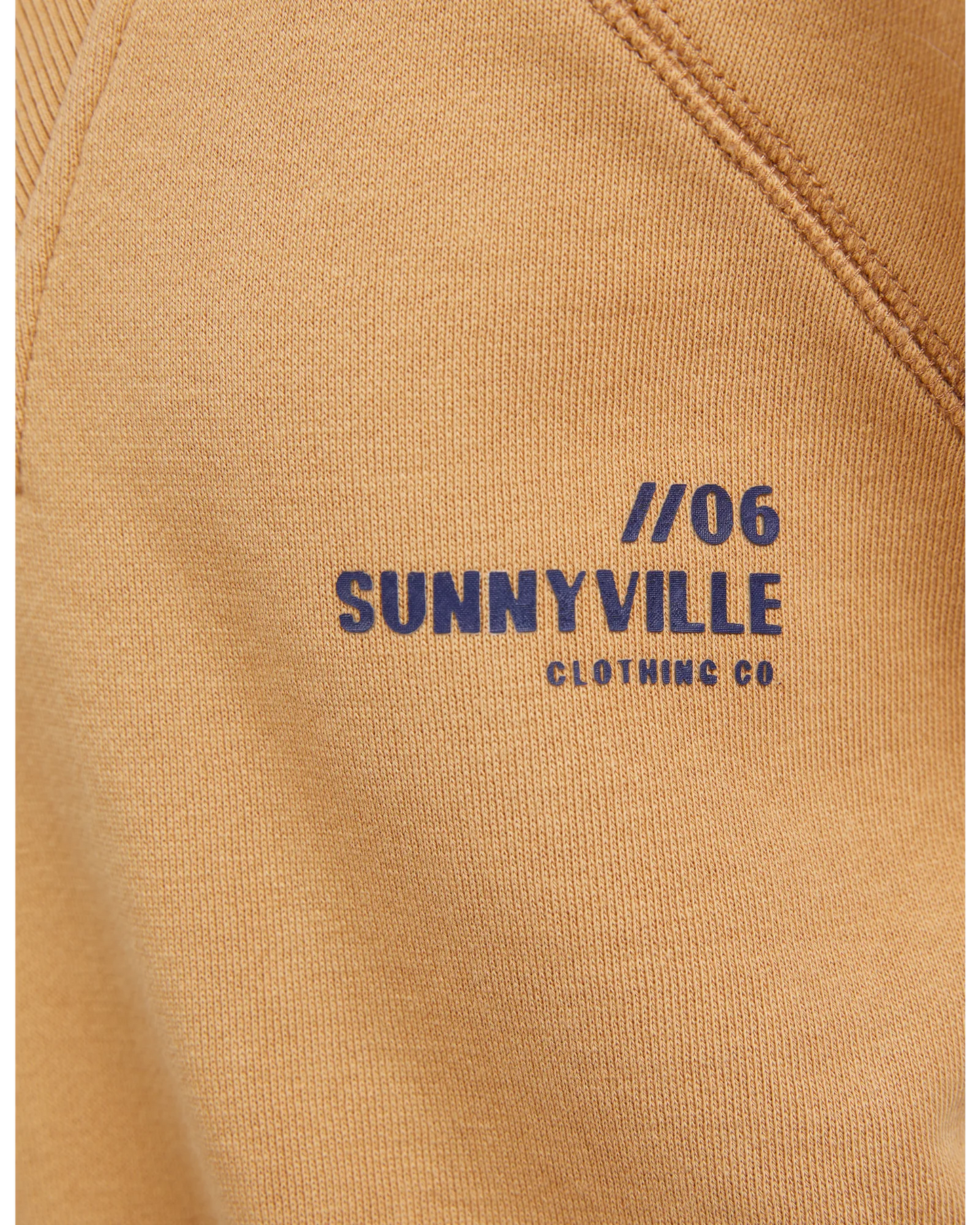 Sunnyville Montana Quarter Zip