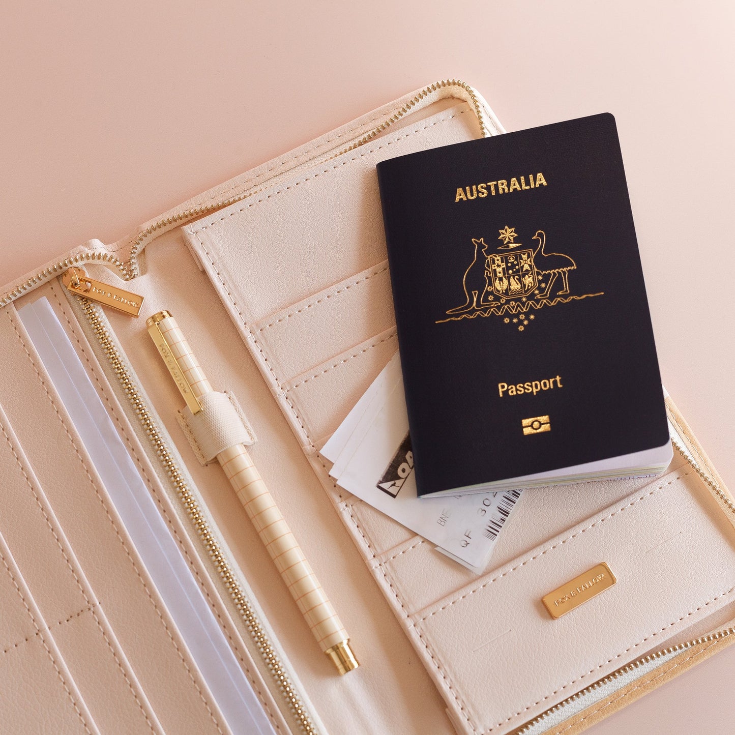 Fox & Fallow Caramel Ripple Travel Wallet