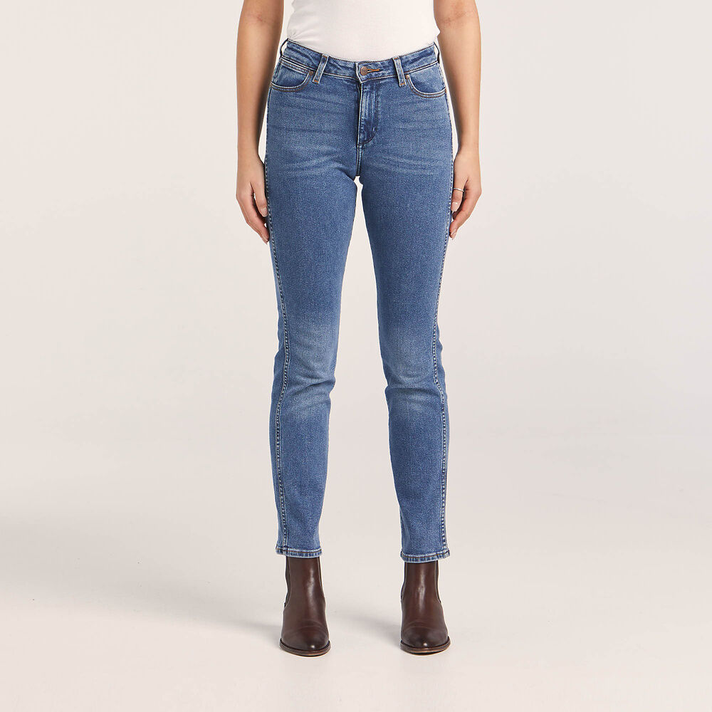 Wrangler Womens Mid Waist Straight Jean