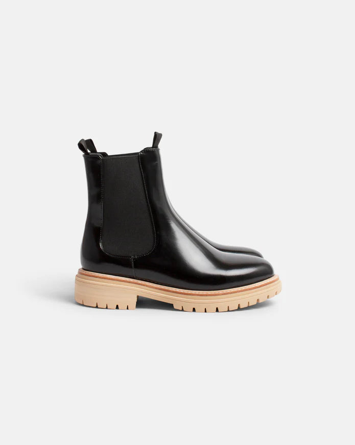 Walnut Oak Leather Boot