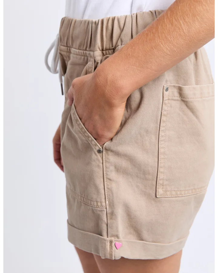 Elm Emma Relaxed Short