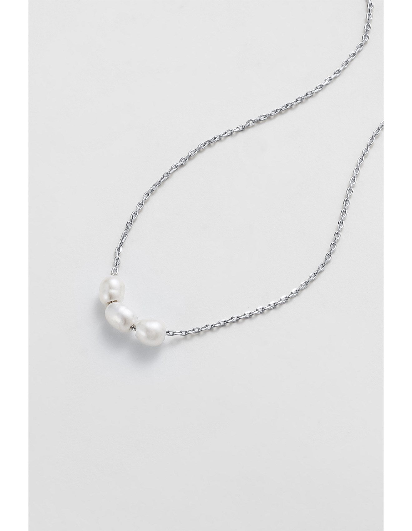 Zafino Mini Pearl Necklace