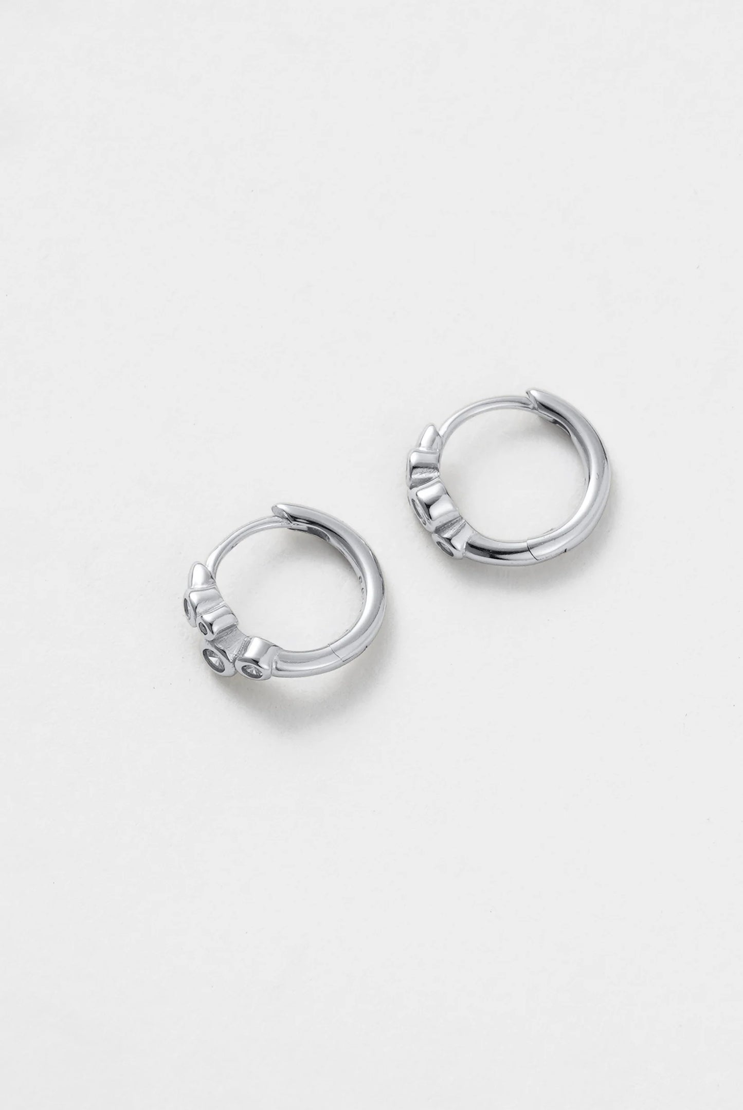 Zafino Amy Huggie Earring