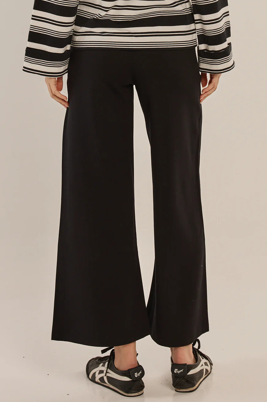 Betty Basics Wynn Wide Leg Ponte Pant