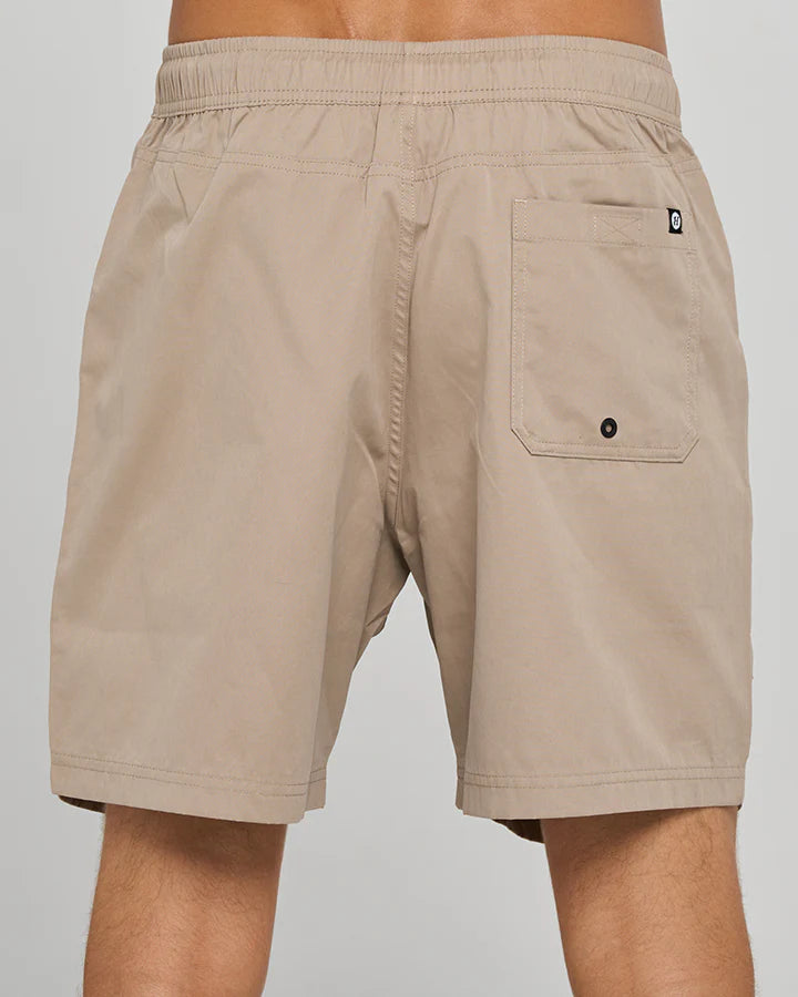 Mad Hueys Skull Anchor Volley Short